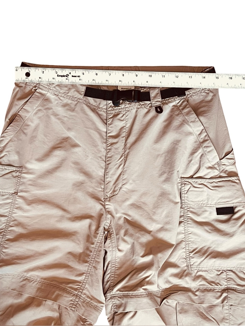 REI Women’s Sz 8 Tan Trailmade Convertible Cargo Pants Nylon Lightweight - Picture 12 of 15